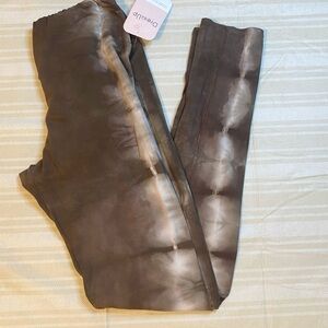 Dress Up Brown Tie-Dye Leggings NWT  SIZE:L